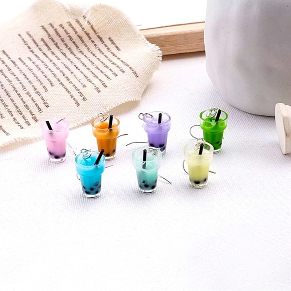 🧋BUBBLE Tea Earrings in 3 different colors🧋 - Picture 3 of 6